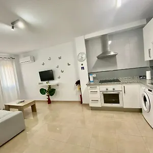  Apartment “smile Nerja” Chic With Wifi, 4 Guests